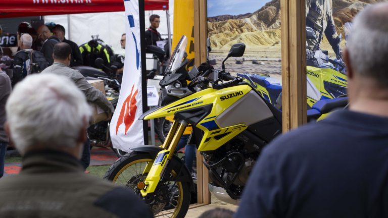 Suzuki dévoile les nouvelles V-Strom au Alpes Aventure MotoFestival 2022
